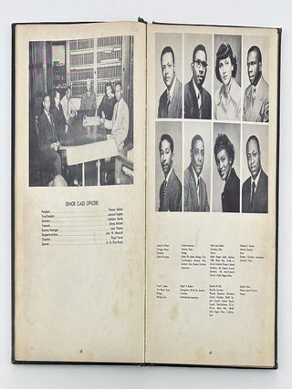 Presenting the Oval Published by the Seniors of Fisk University Nashville, Tennessee.
